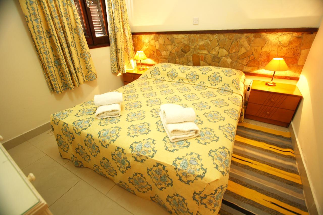 Sea View Apartments Pissouri Bagian luar foto