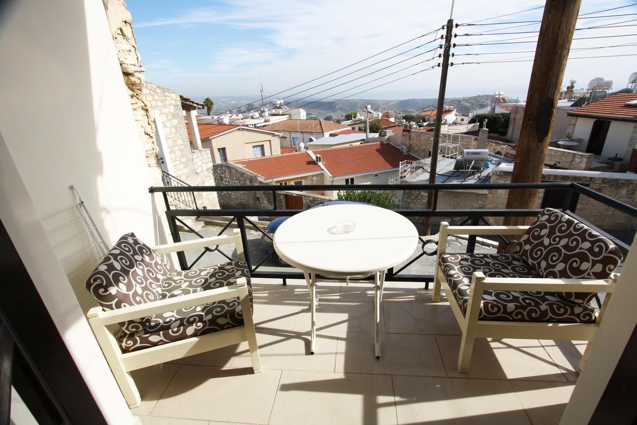 Sea View Apartments Pissouri Bagian luar foto