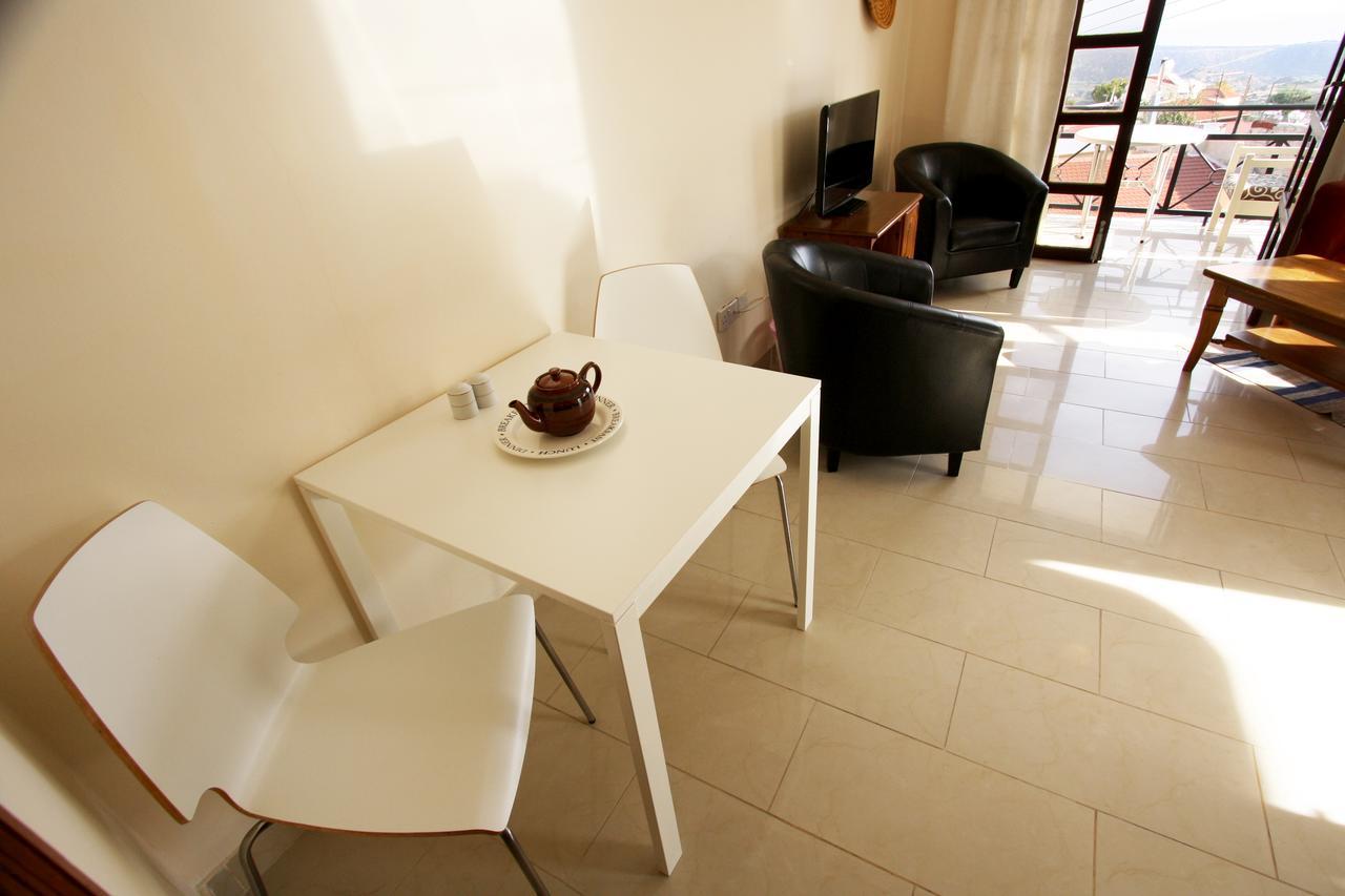 Sea View Apartments Pissouri Bagian luar foto